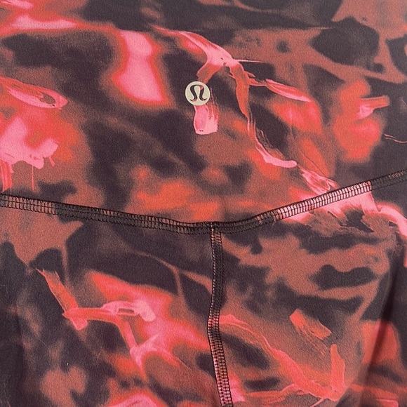 LULULEMON Size 4, Align Pants, Leggings, Black, Pink, Yoga, High Rise - Picture 3 of 7